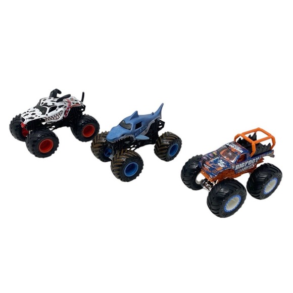 Hot Wheels Other - Lot of 3 Monster Jams Hotwheels Bigfoot Megalodon Mutt 1:64